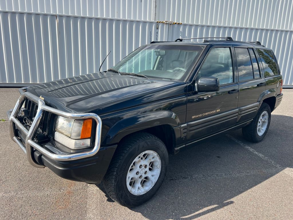 Grand Cherokee 5.2 Limited Auto TÜV 12/2027