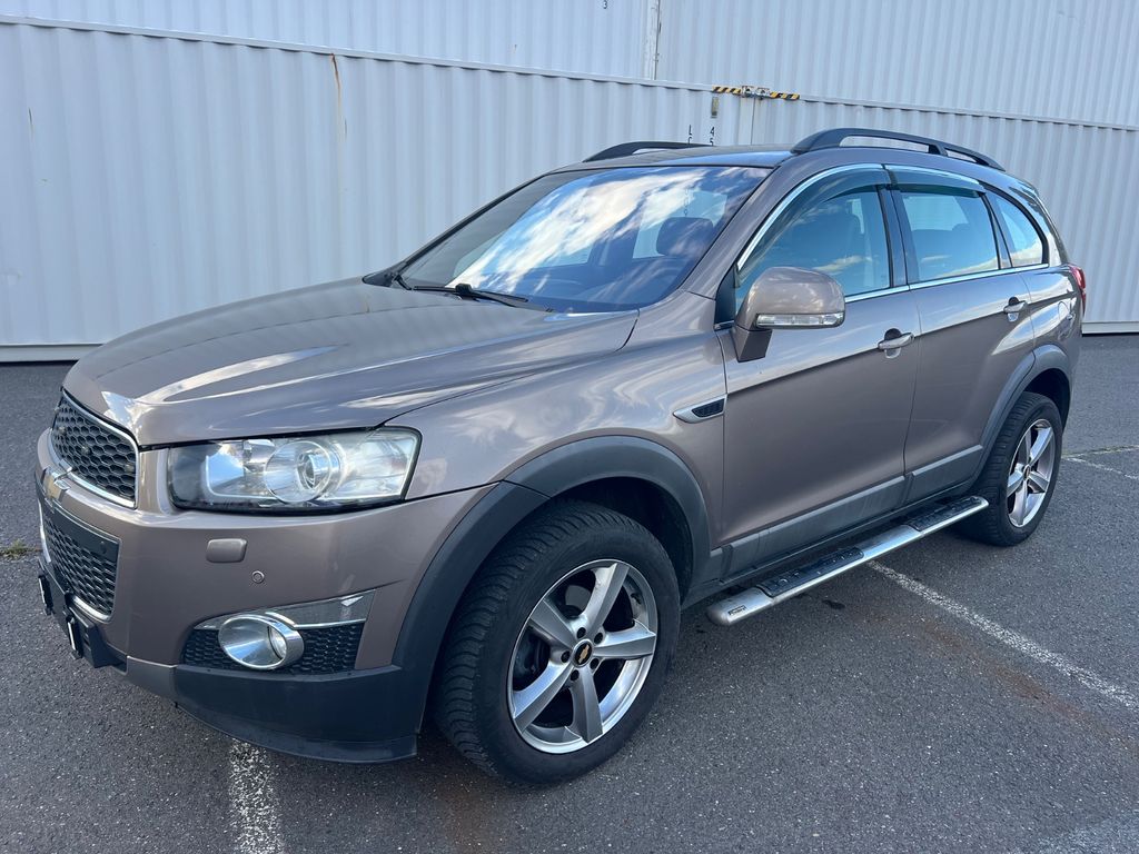 Captiva 2.2TD LT FWD 7-Sitzer TÜV 10/2027