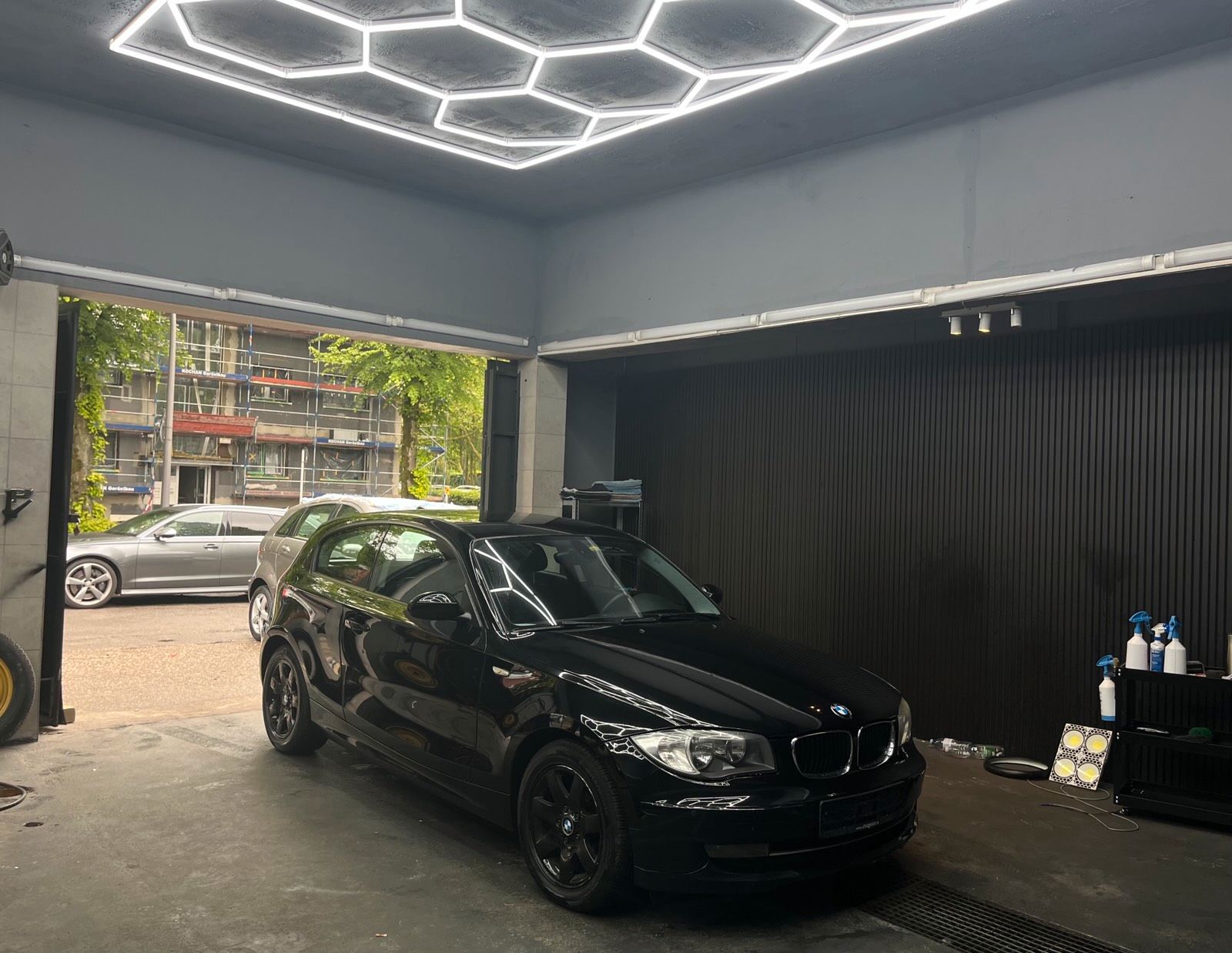 BMW 1er 118i *AUTOMATIK*TÜV.08/2027**TEMPOMAT*ALU*E-FENSTER*