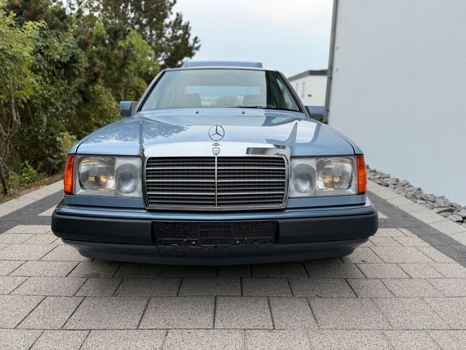 Mercedes Benz W124