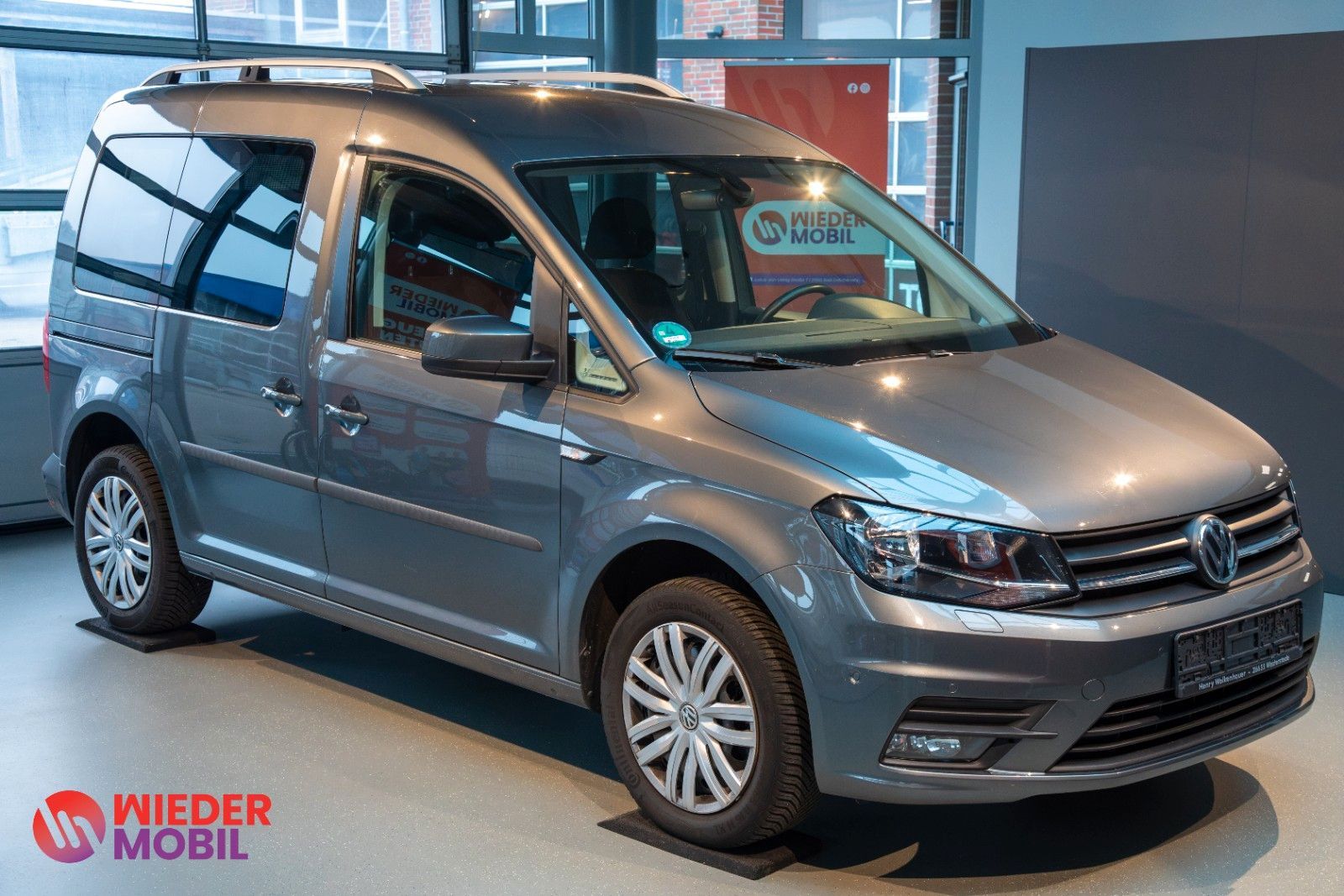 Volkswagen Caddy PKW Trendline BMT