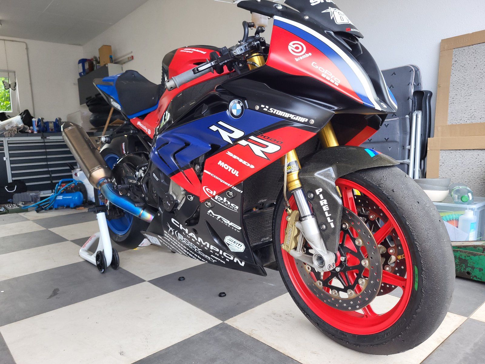 BMW S 1000 RR Modell16 hochwertig Aufgebaut,neue Bridgestone Rege