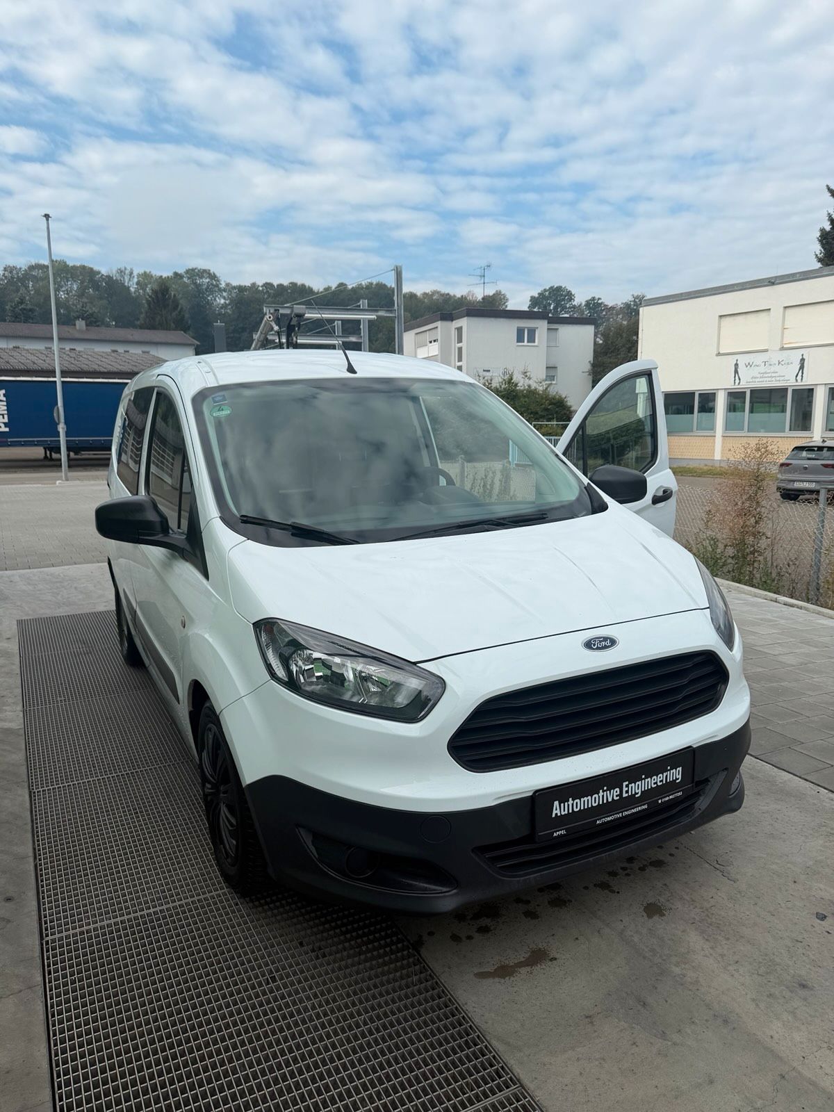 Ford Transit-Courier 1.0 Eco-Boost