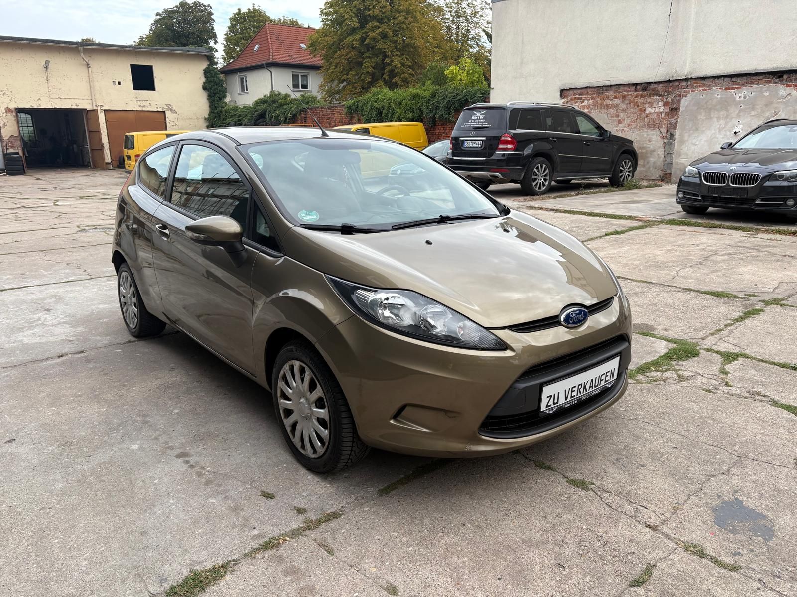 Ford Fiesta 1.3l Tüv bis 08.28 Ohne Mängel
