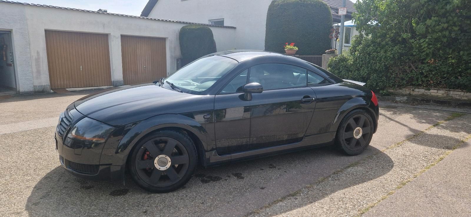 Audi TT 1,8T Quattro S-Line