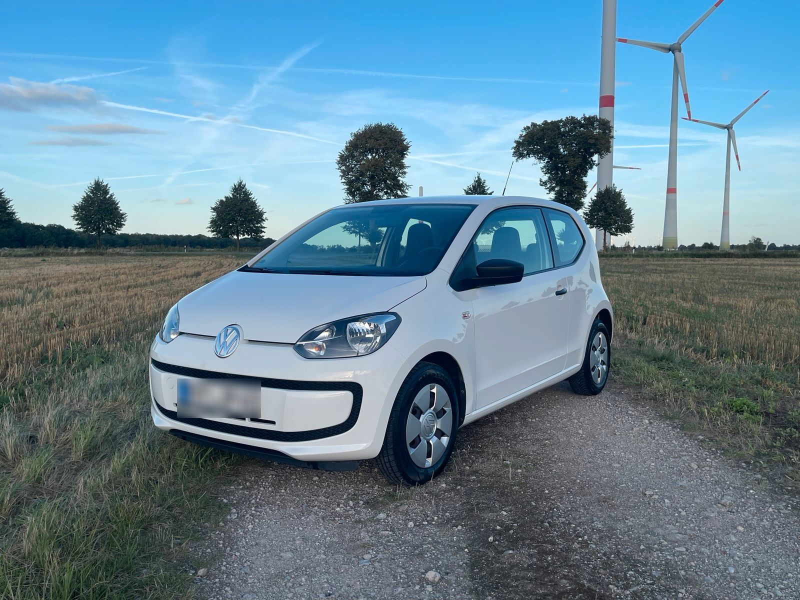 VW Up 1.0 Service und TÜV neu 1. Hand