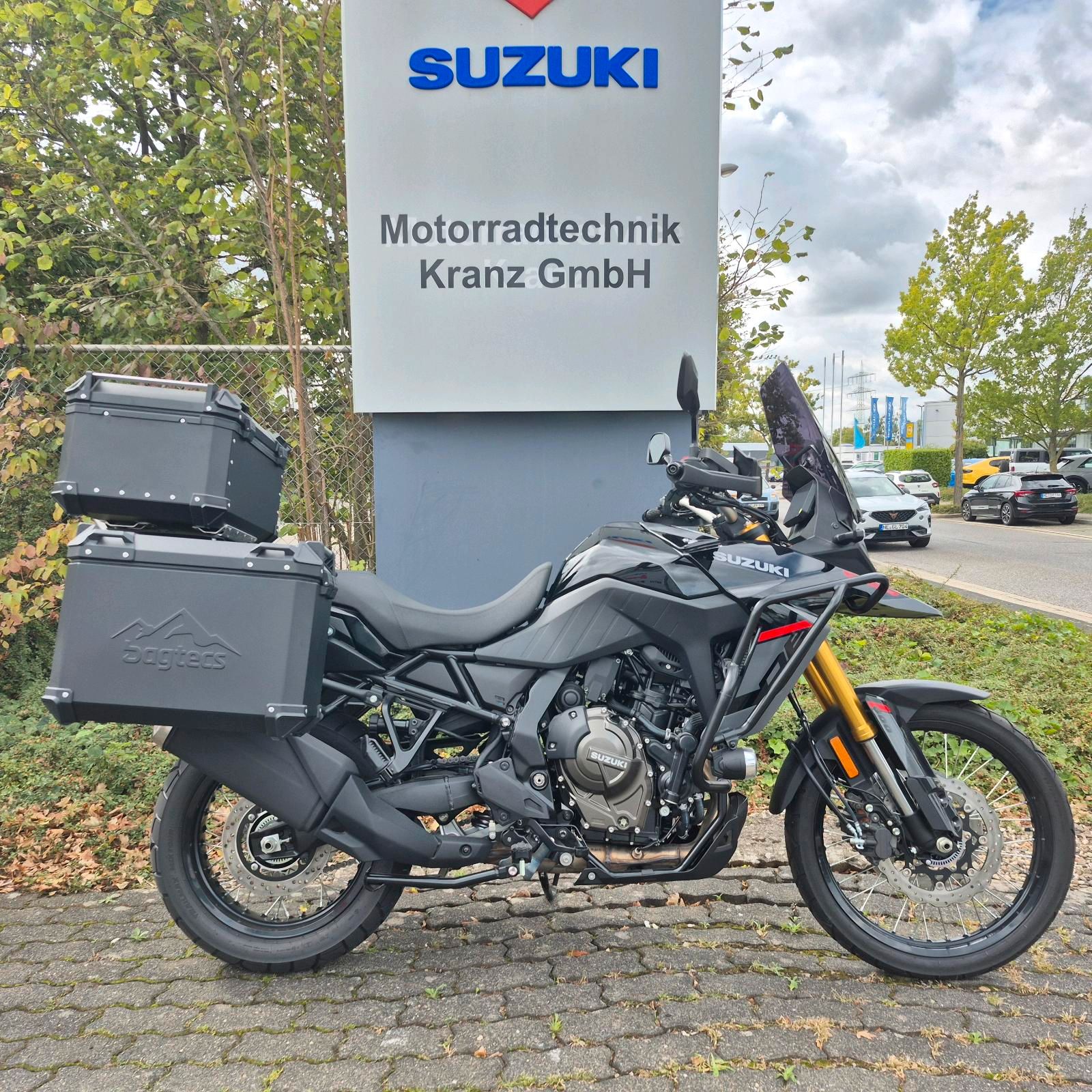 Suzuki V-Strom Adventure Edition