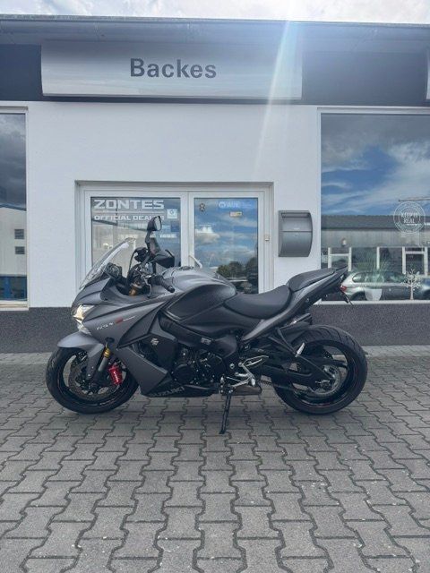 Suzuki GSX-S1000F viel Zubehör 1. HAND Top-Zustand