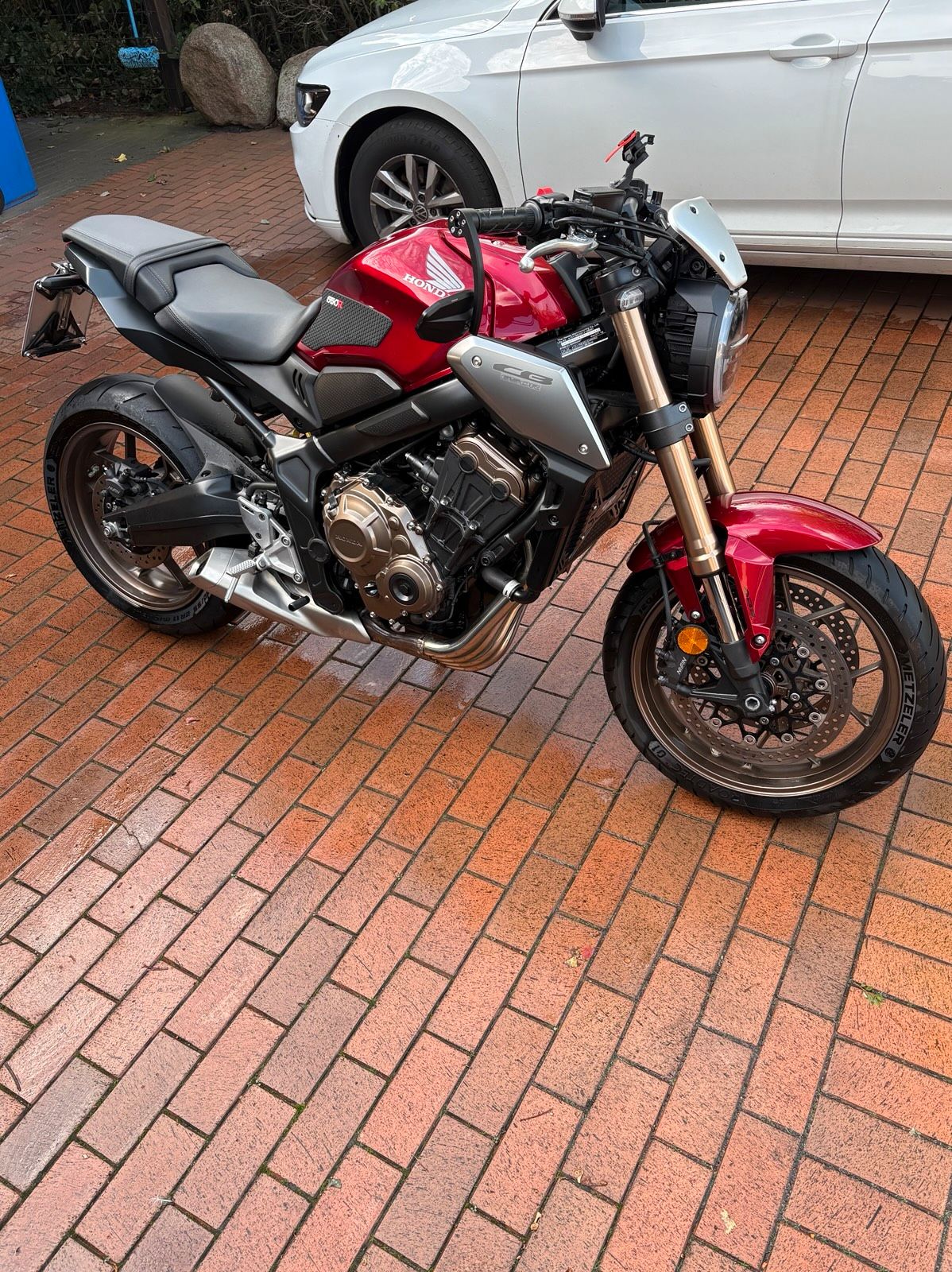 Honda CB 650 R