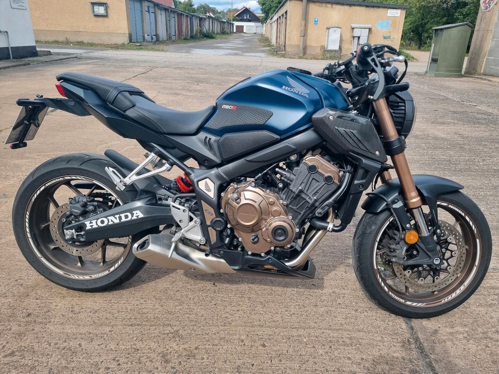 Honda CB650R Neo Sports Café / Insp. NEU / Quickshifter / 2023