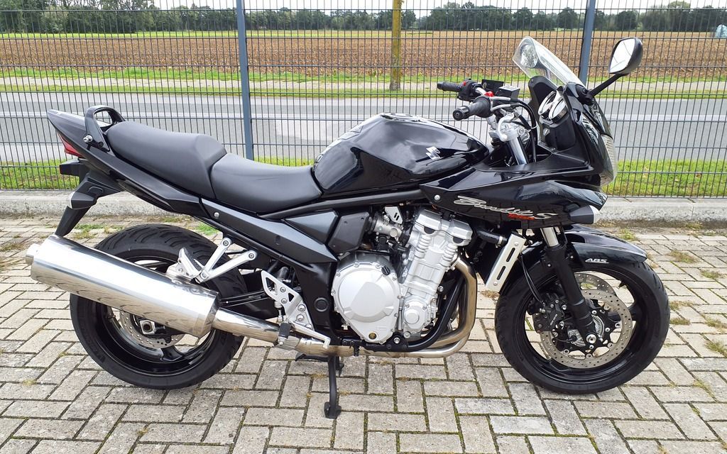 Suzuki GSF 1250 SA BANDIT ORIGINAL + HELM