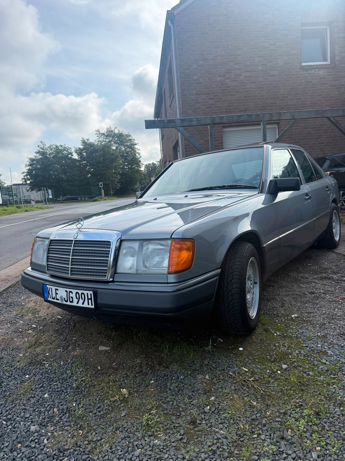 Mecedes w124  200E