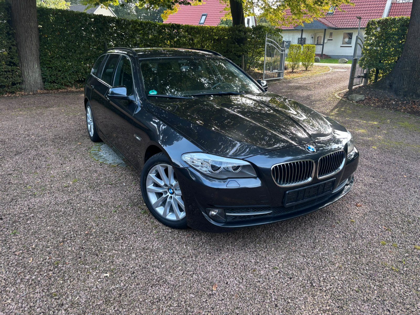 BMW 5er 523i Touring 3.0l 204PS | NUR AN GEWERBE! | TÜV 06/2027