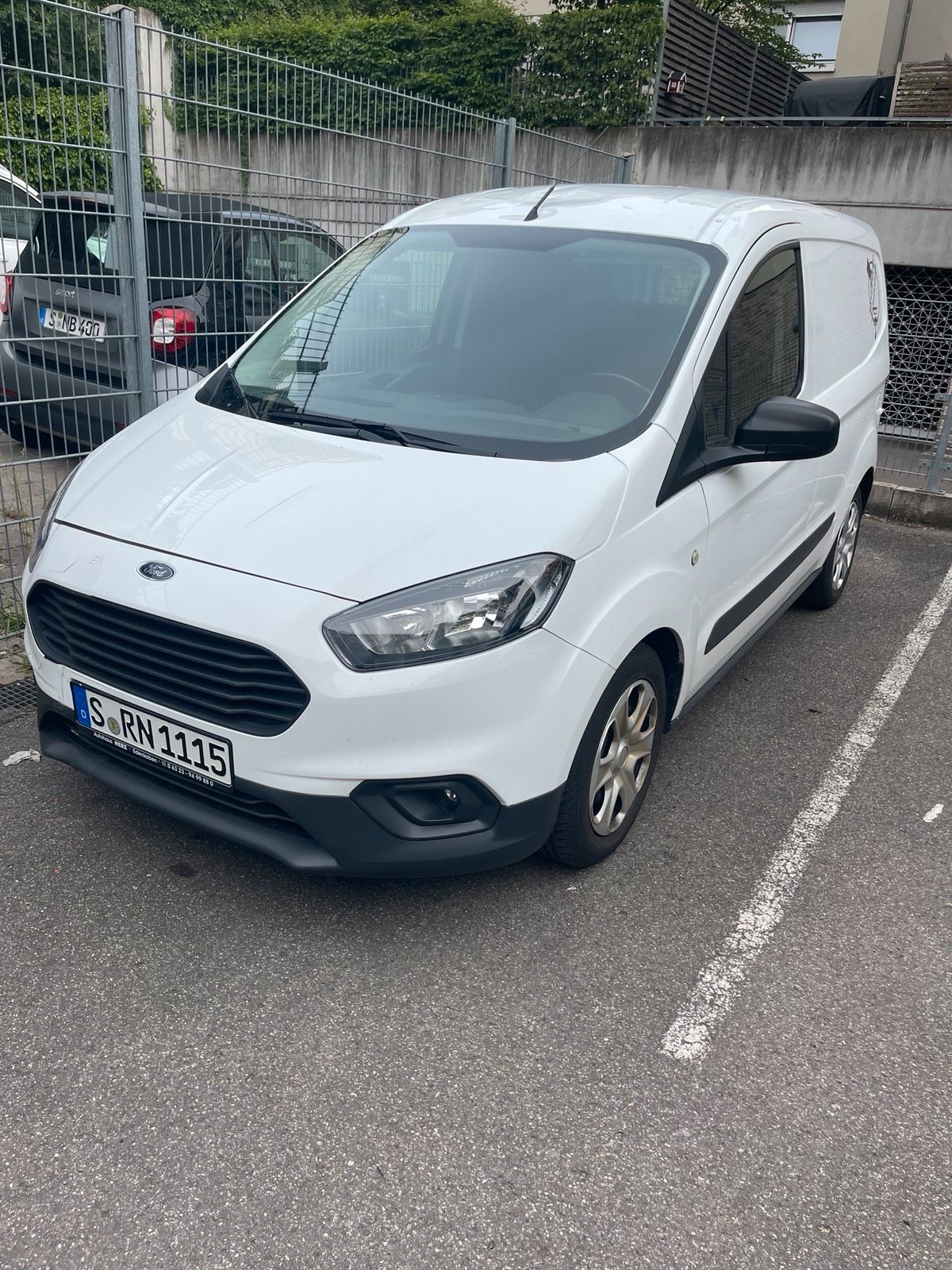 Ford transit courier
