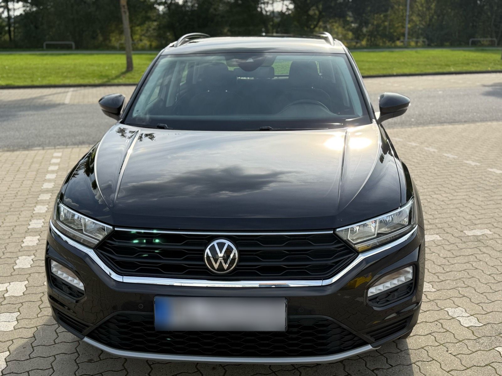 T-Roc 1.5 TSI DSG Comfortline EZ 01/2021, 66500km, schwarz