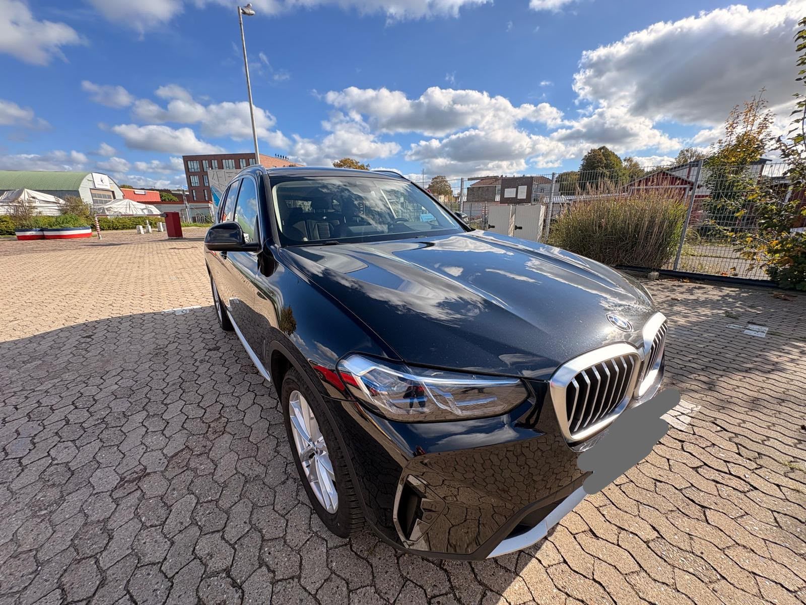 BMW X3 xDrive30d / Laserlicht / HUD / AHK / MwSt. ausweisbar