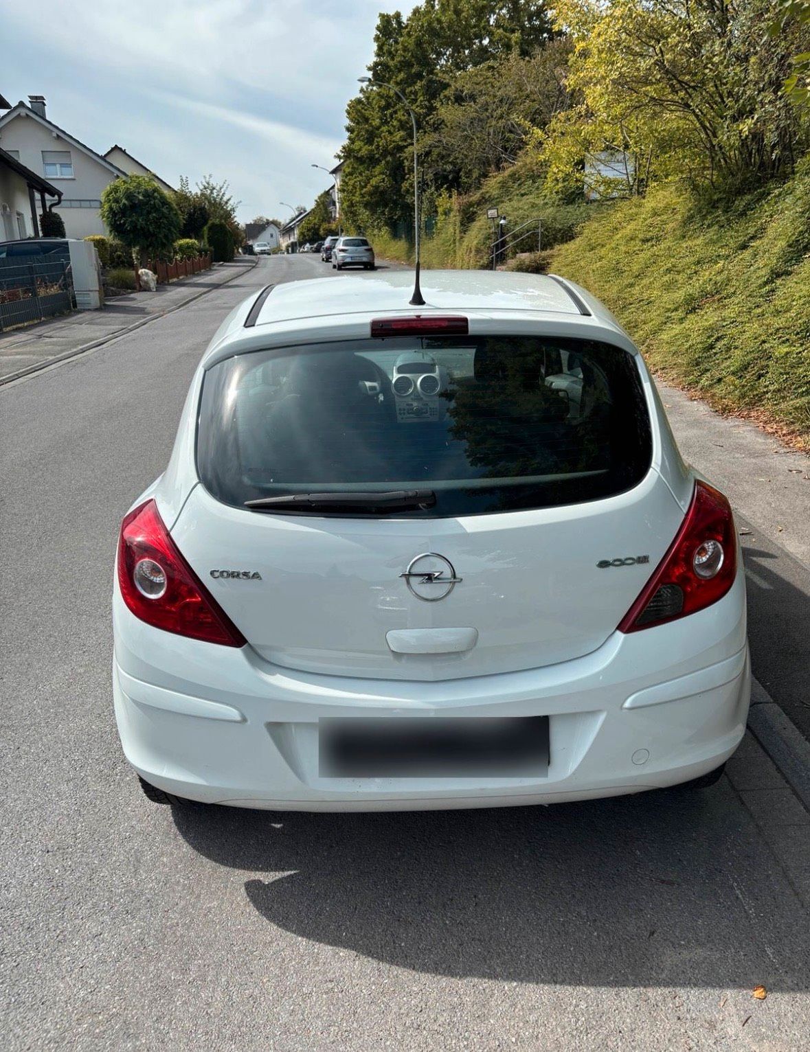 Opel Corsa 1.2 - TÜV 05/2027