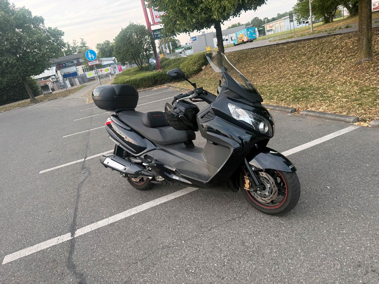 Roller Sym maxisym guter Zustand  Tausch Yamaha Suzuki ktm ducati