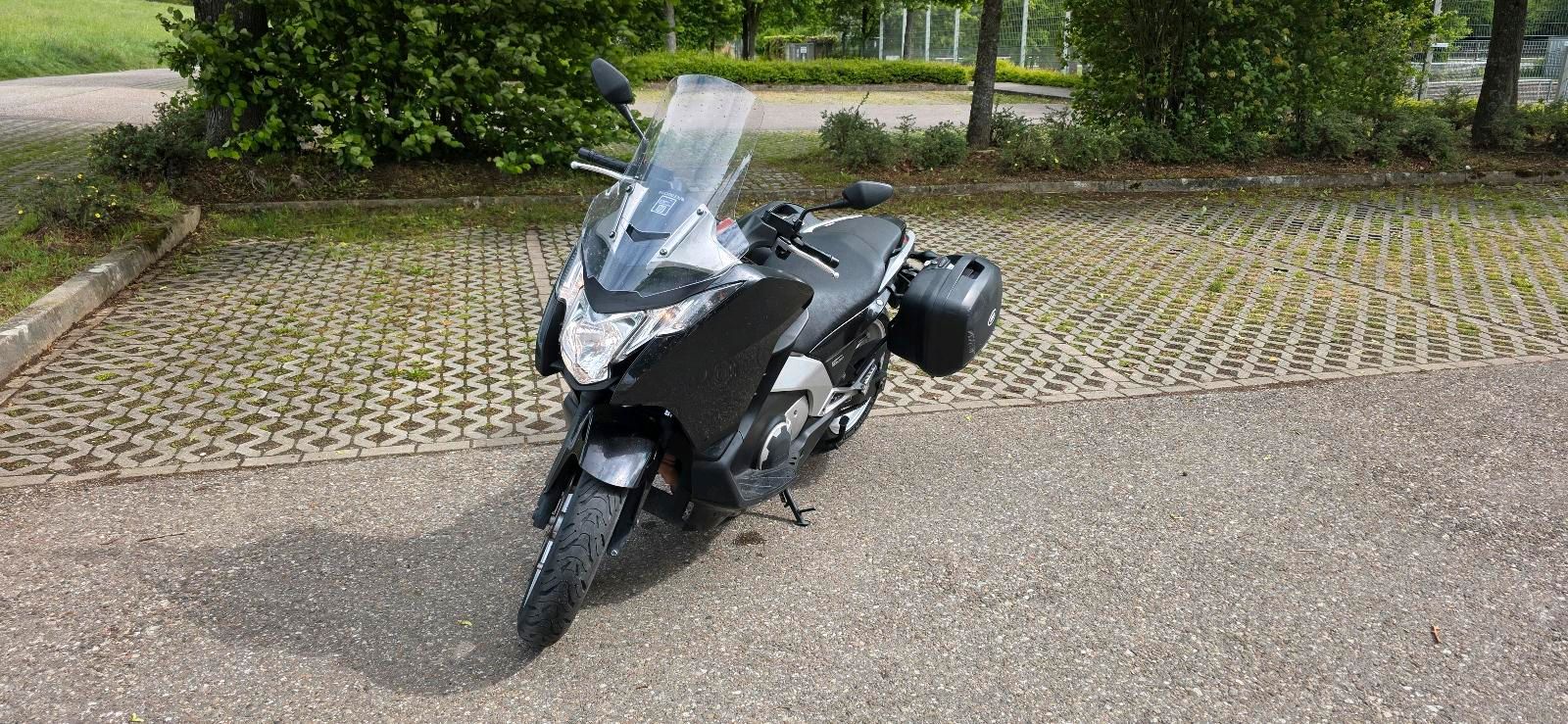 HONDA Integra NC700