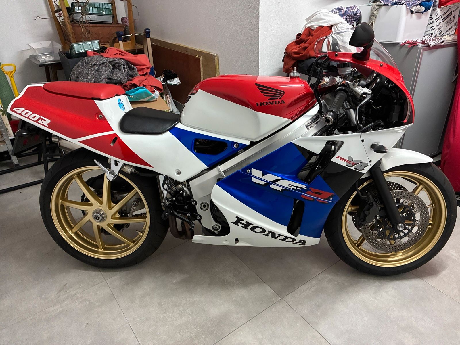 Honda VFR400 NC30
