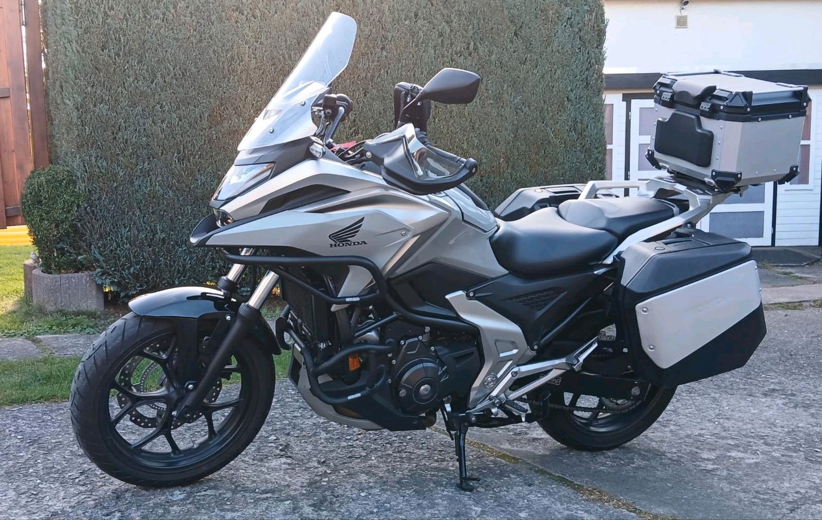 Honda NC750XA inkl. Koffersystem Scheckheft gepflegt