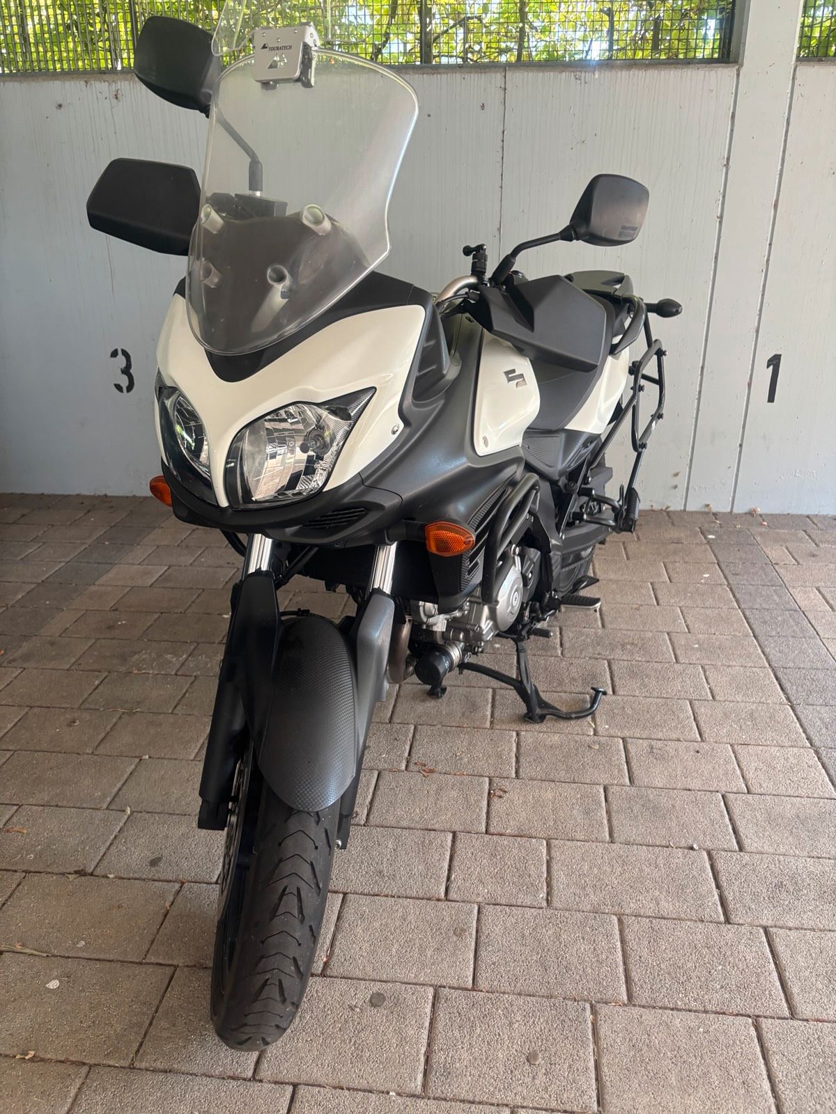 Suzuki V-Strom 650 DL