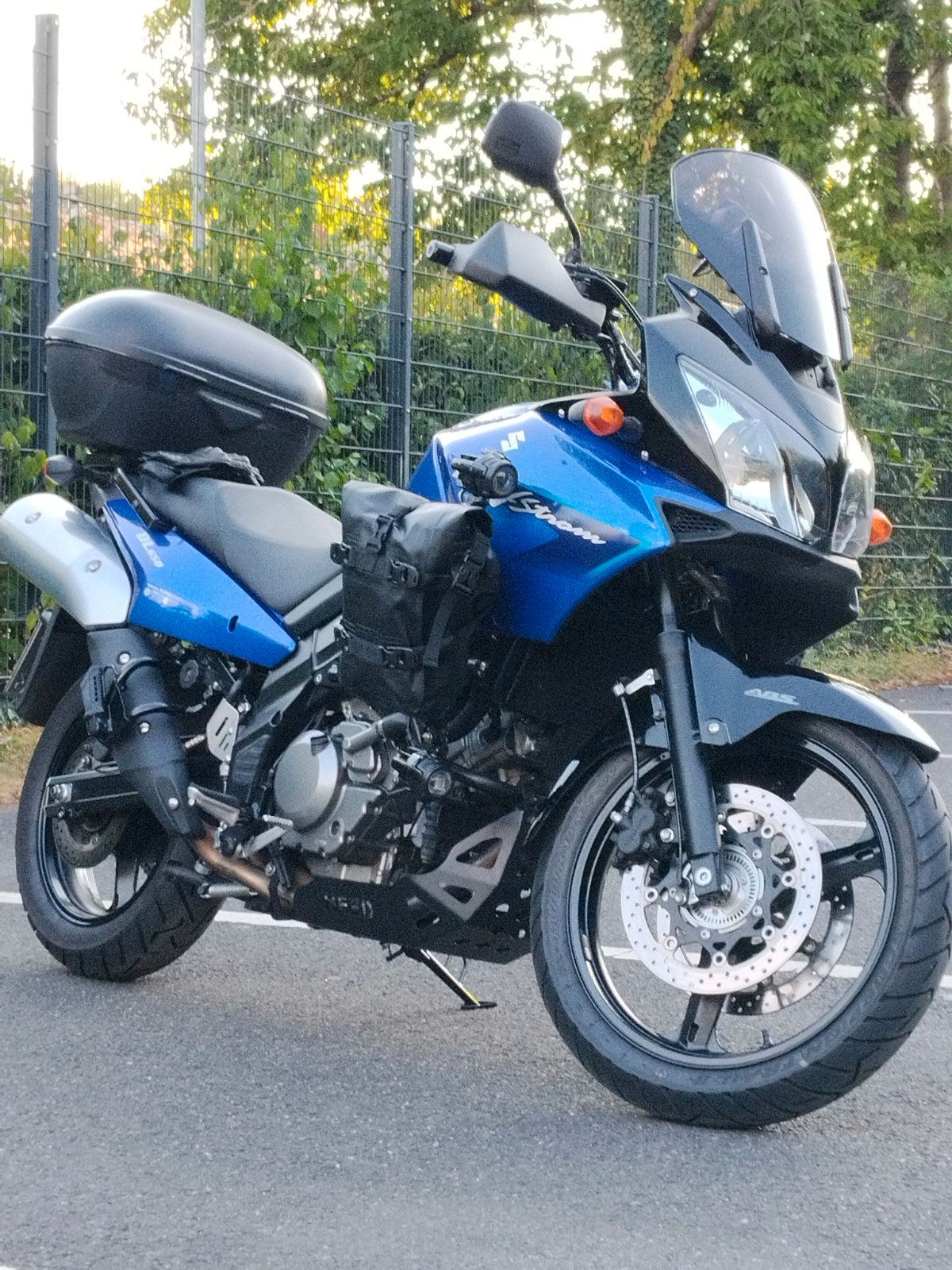 Suzuki v Strom 650
