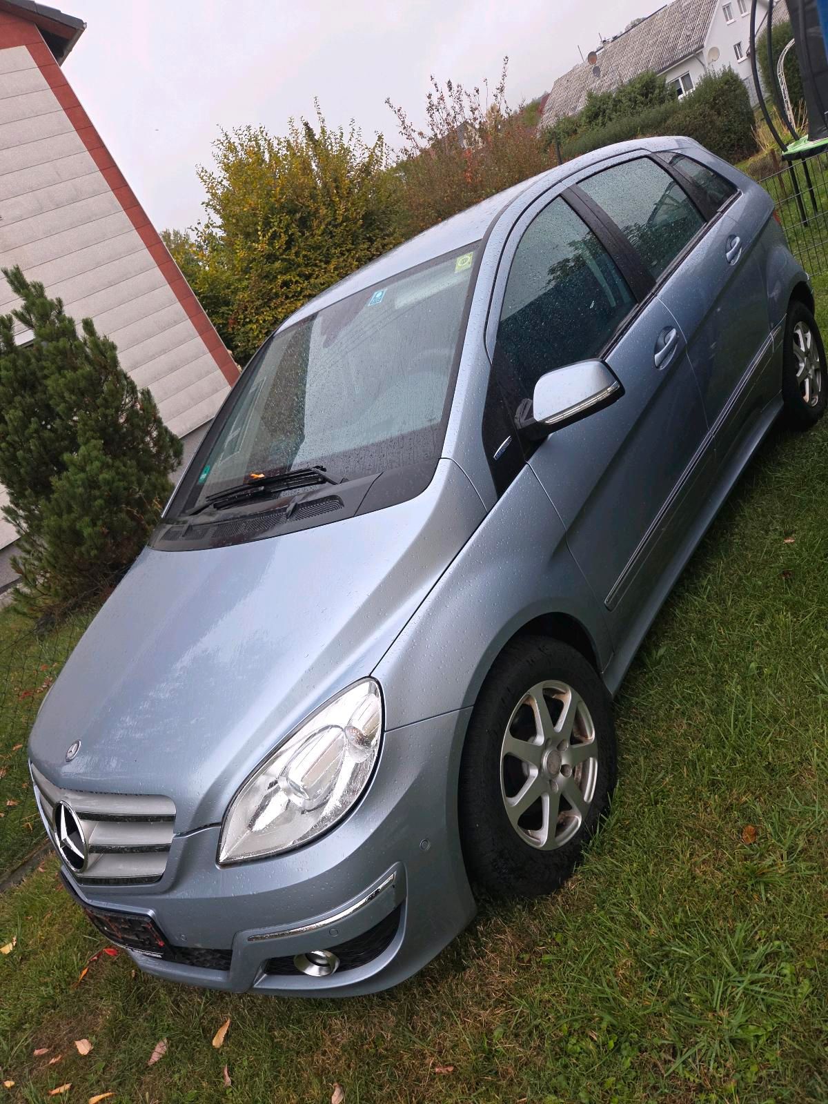Mercedes Benz B Klasse