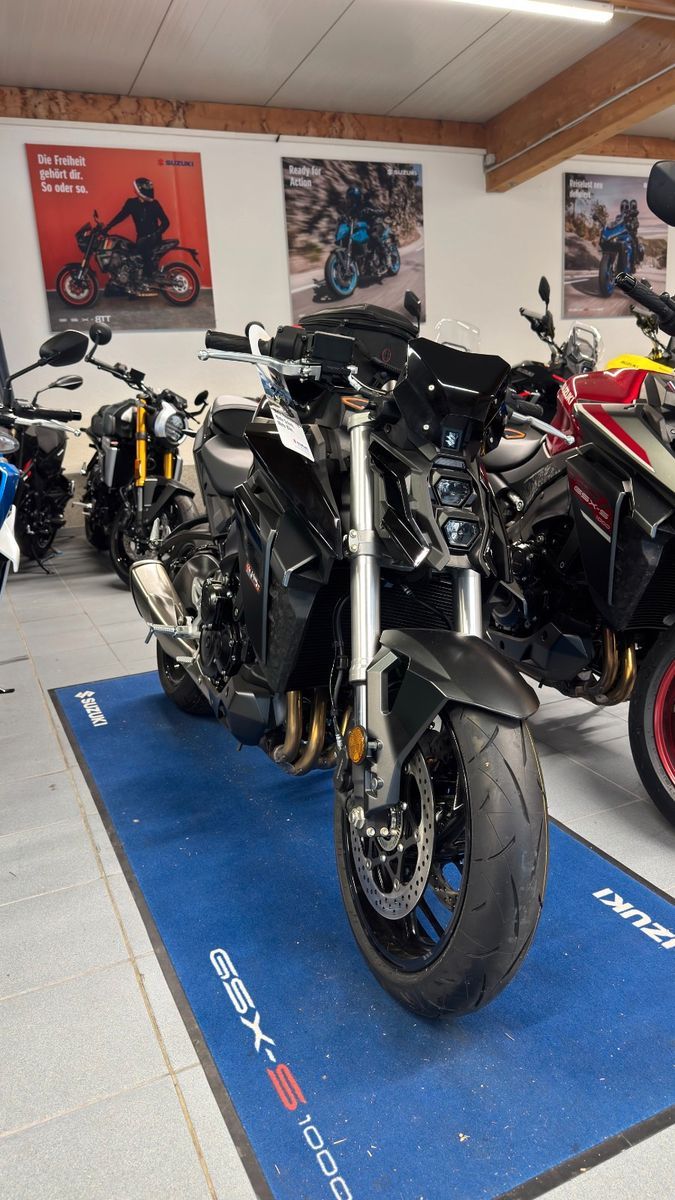 Suzuki GSX S950 viel Zubehör! Aktionspreis!