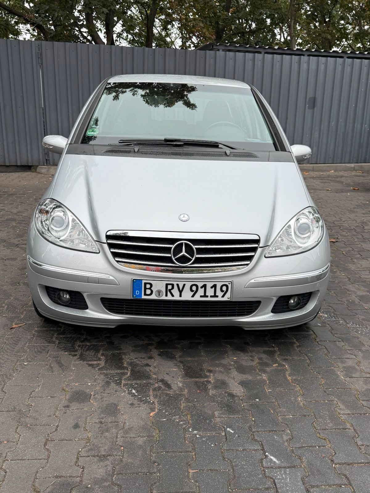 Mercedes-Benz A-Klasse in Silber