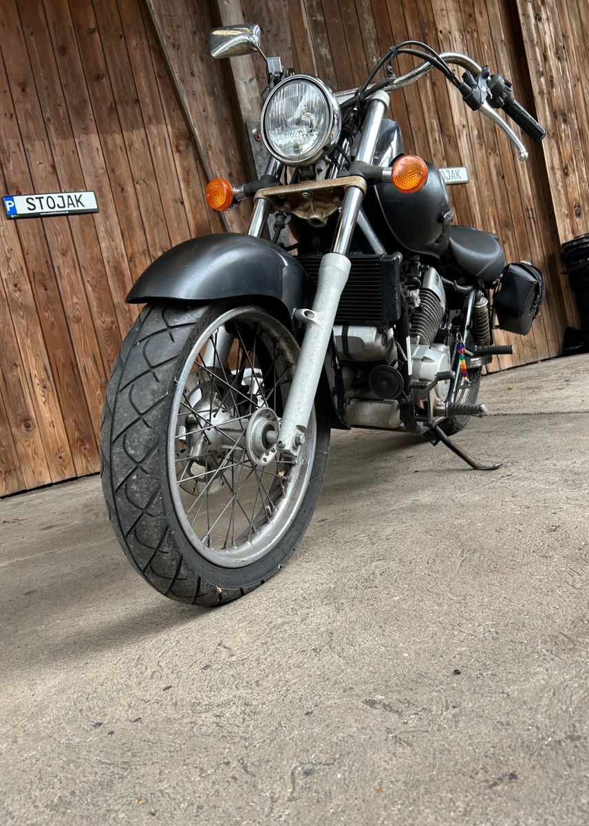 Honda VT 125 Schadow