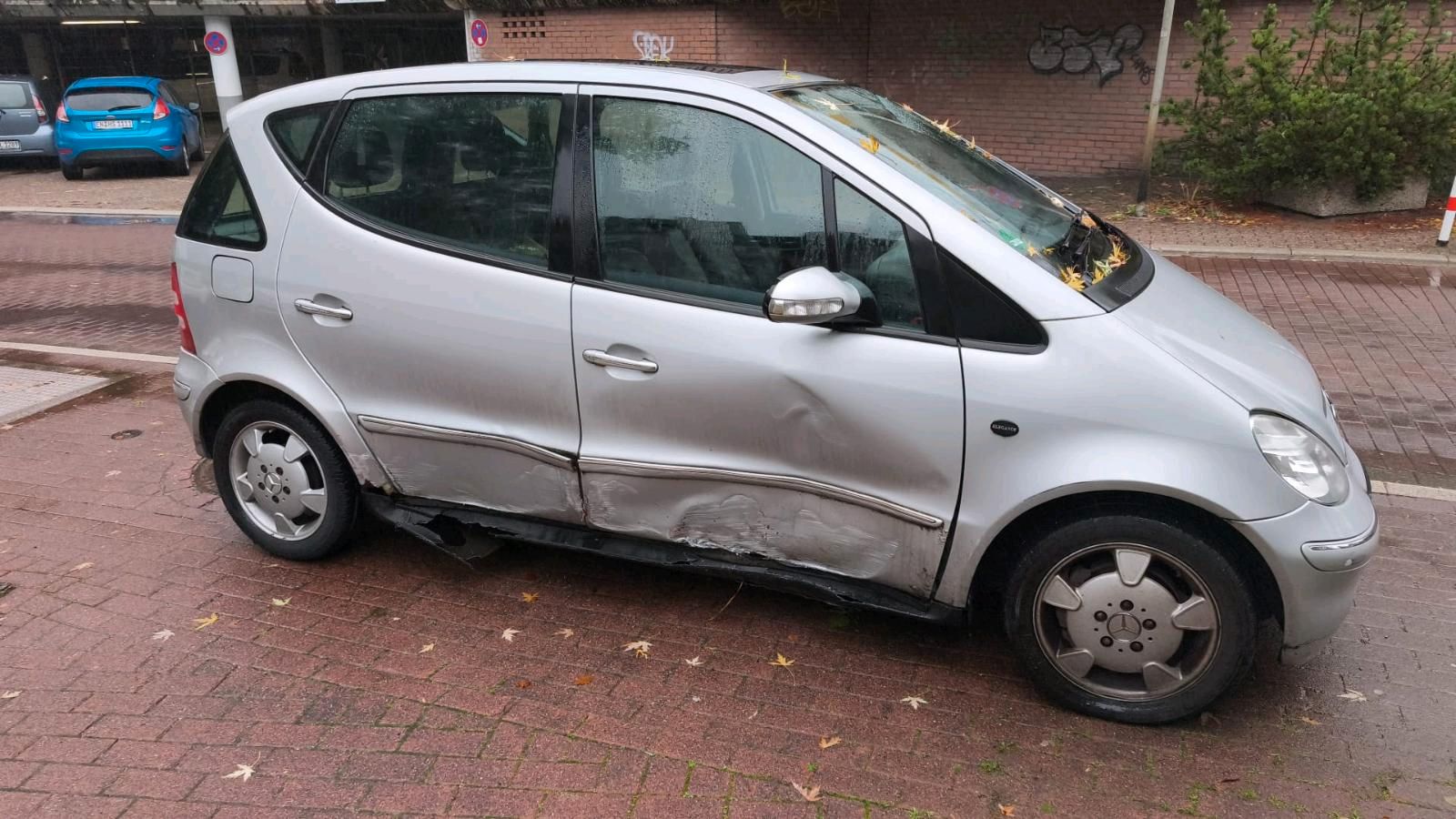 Mercedes A-Klasse a140 W168 145.000 km Motor läuft Bastler Unfall
