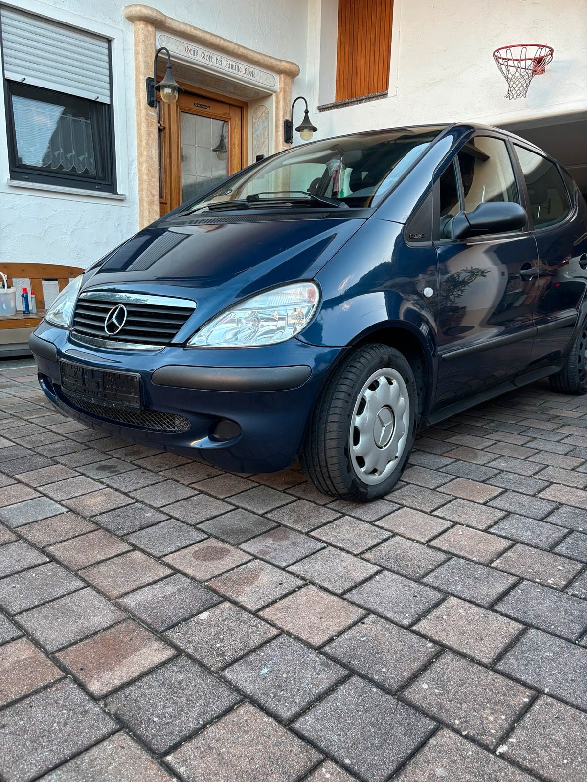 Mercedes Benz A Klasse BJ 2002, HU 08-27; 8 fach bereift