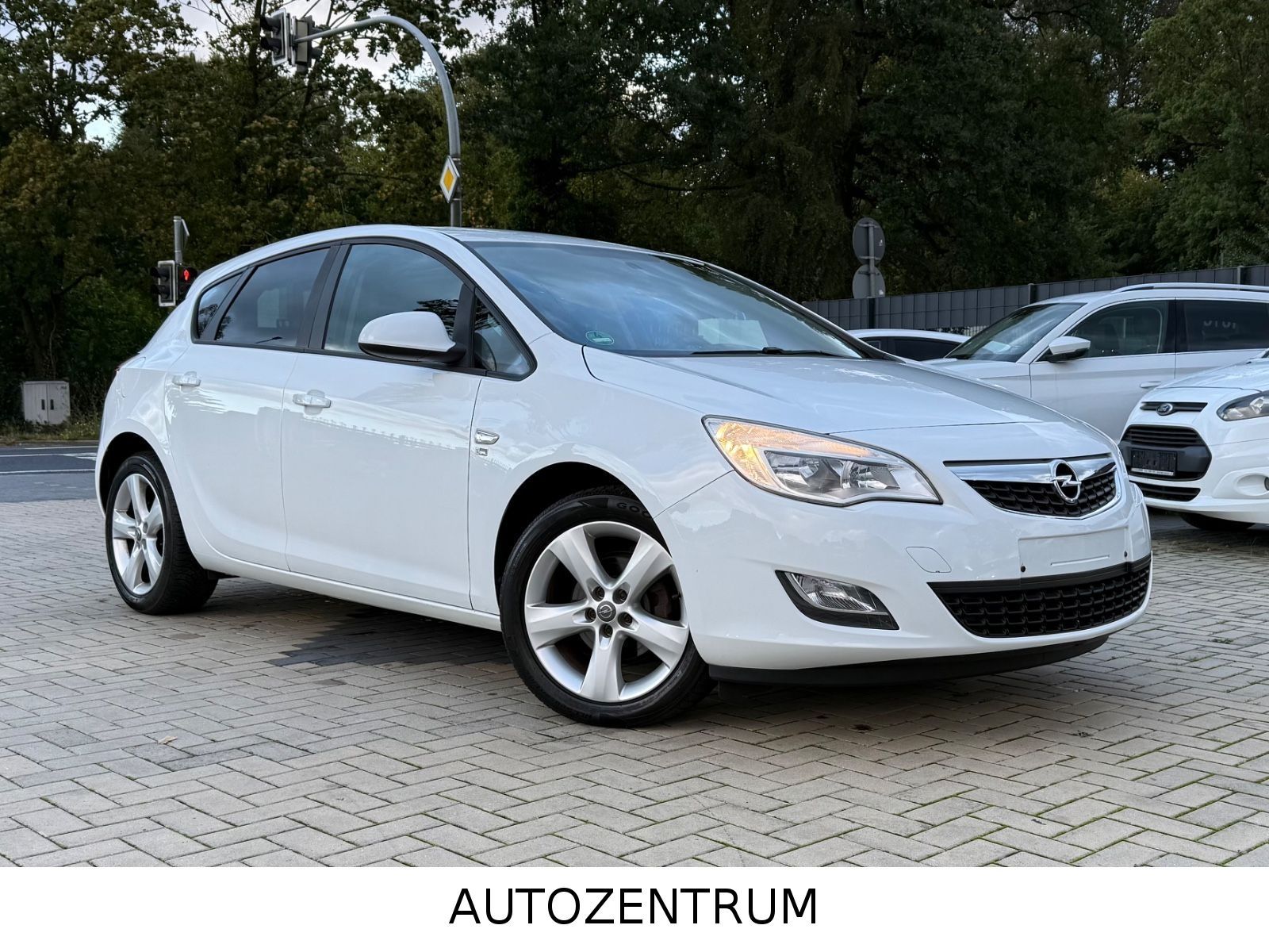 Opel Astra J 1.6 Lim. 150 Jahre Opel _Automatik_Eu5_