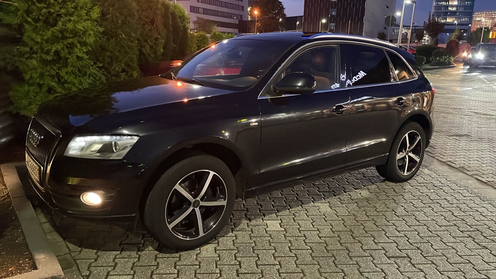 Audi Q5 3.0 TDI V6 quattro TÜV neu – Große Inspektion