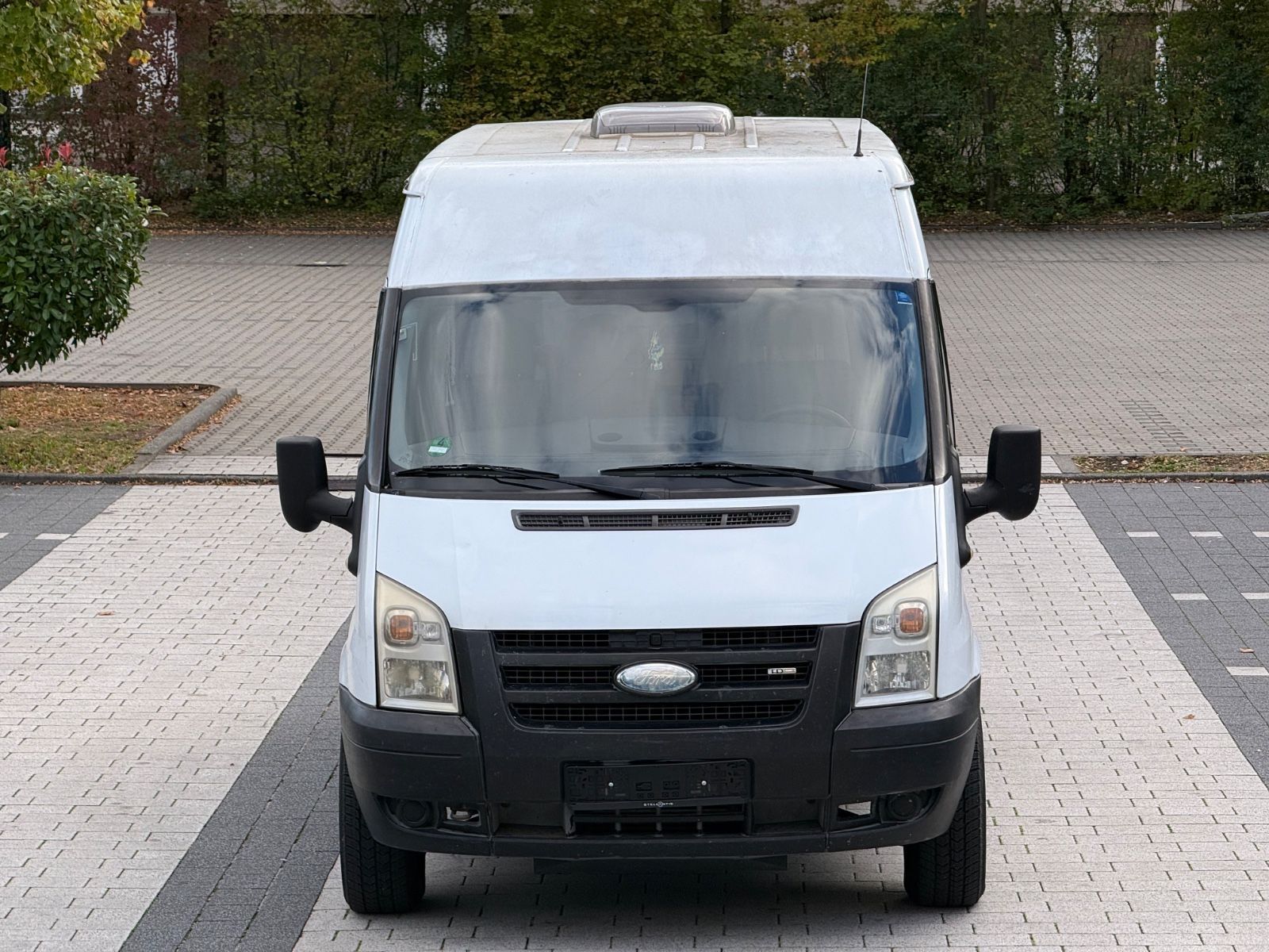 Ford Transit~ 2.4 Motor~ TOP ZUSTAND~ WOHNWAGEN