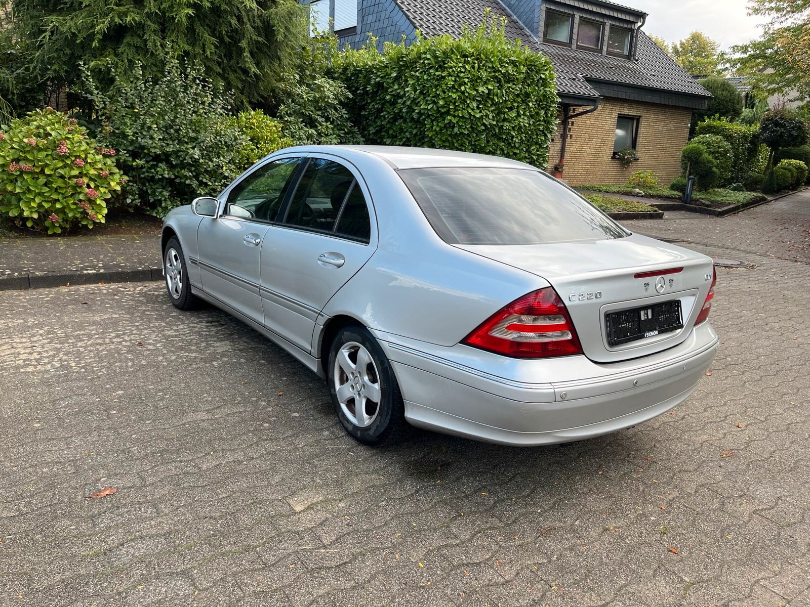 Mercedes Benz  C220 CDI W203 C-Klasse Elegance