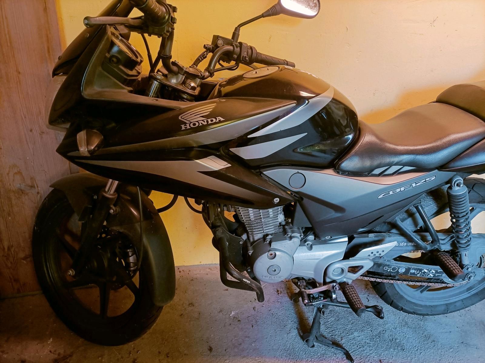 Honda CBD 125 M