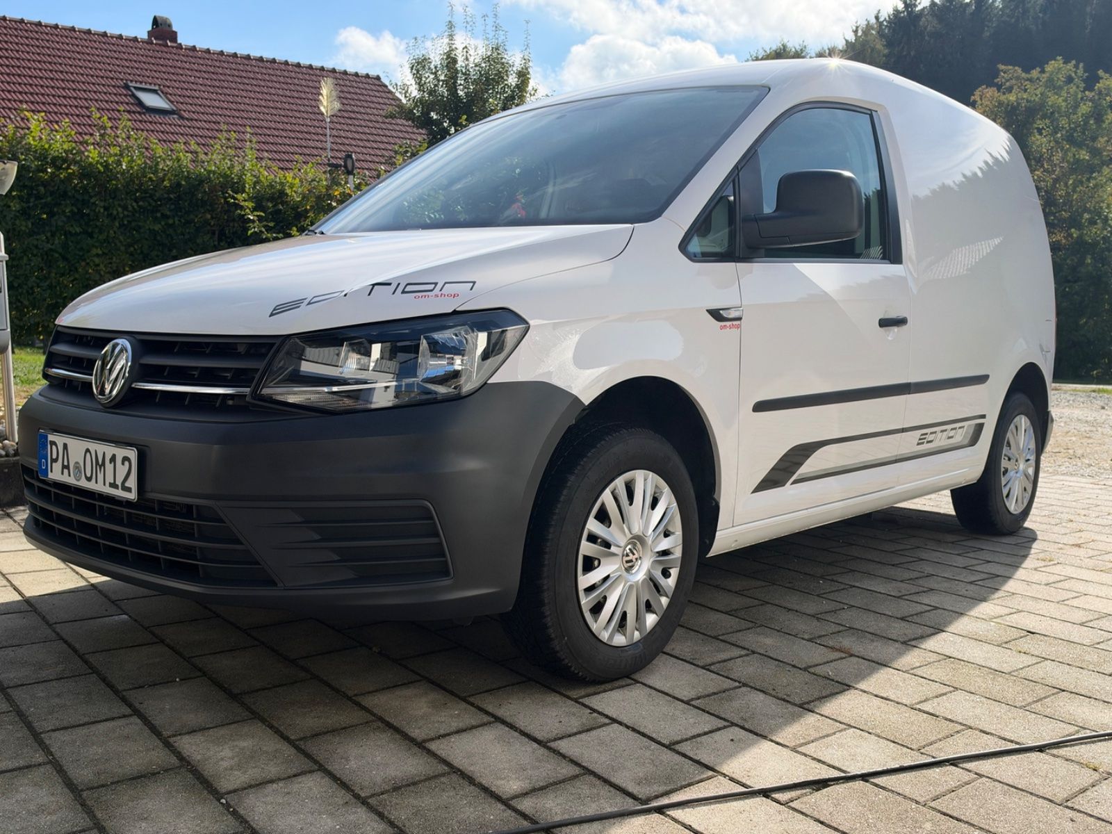 VW Caddy Kasten 2,0 TDI 75kW Standheizung, 1.Hand, Edition Design