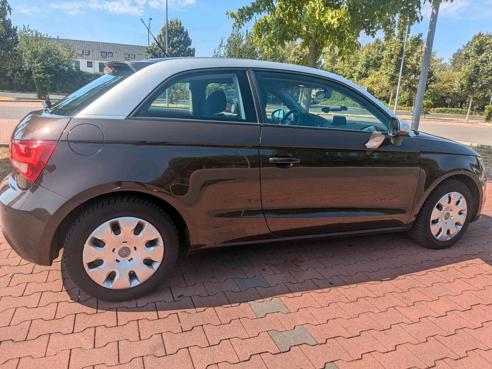 Audi A1  - 122 PS - 1.4 TSFI - XENONlicht + Sitzheizung