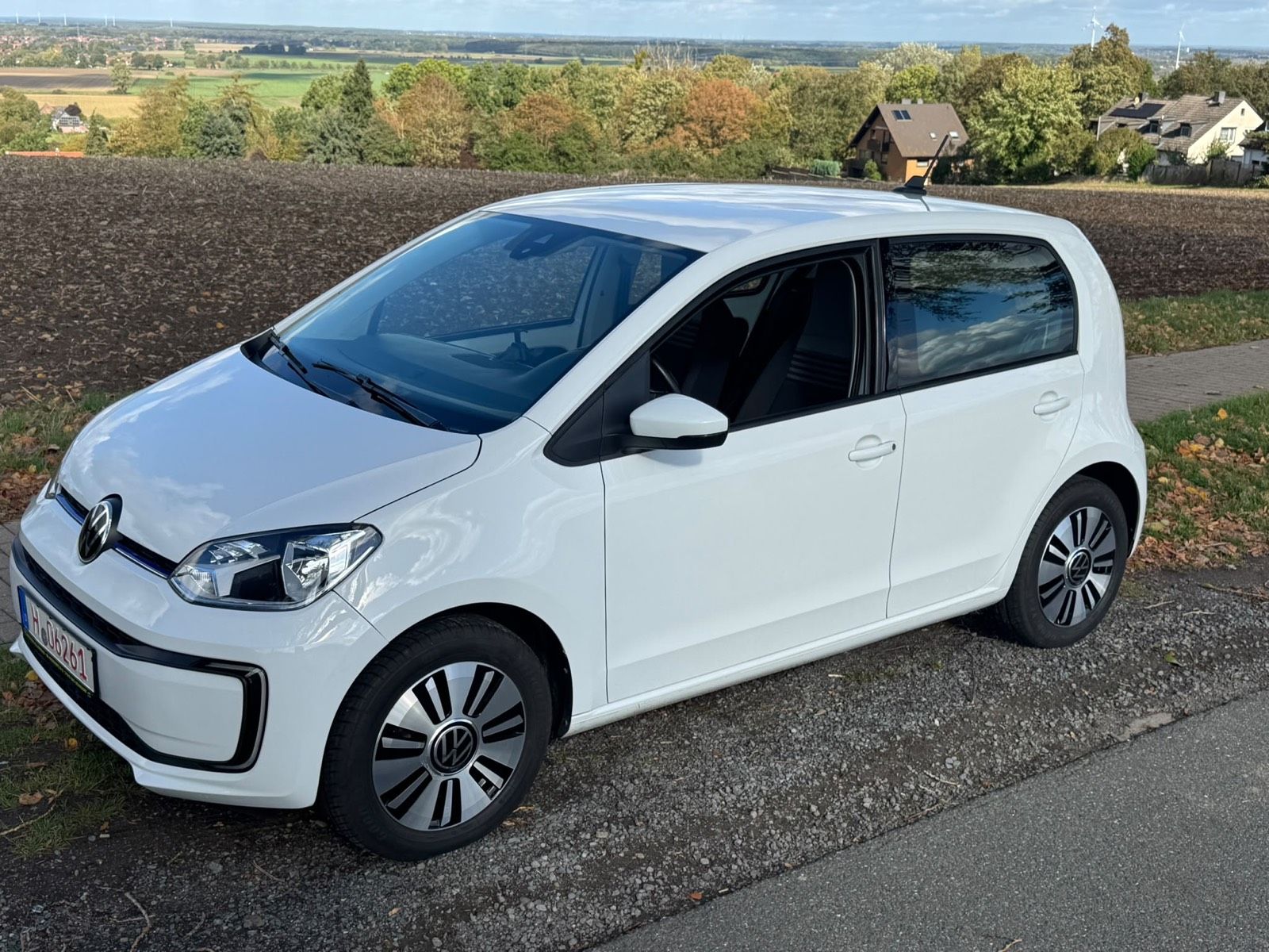 E-UP Model 2022 Tüv Neu Automatik Reichweite 260km 42.425 Tkm