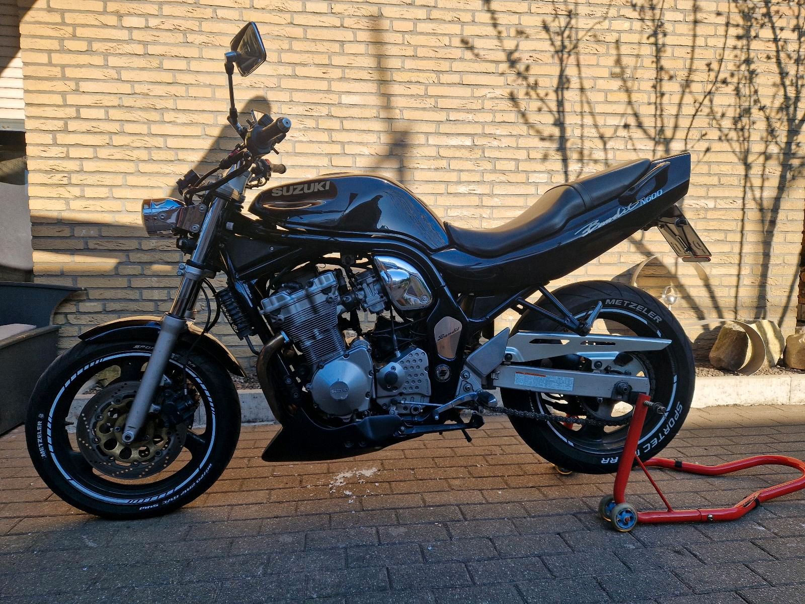suzuki bandit N600 gsf
