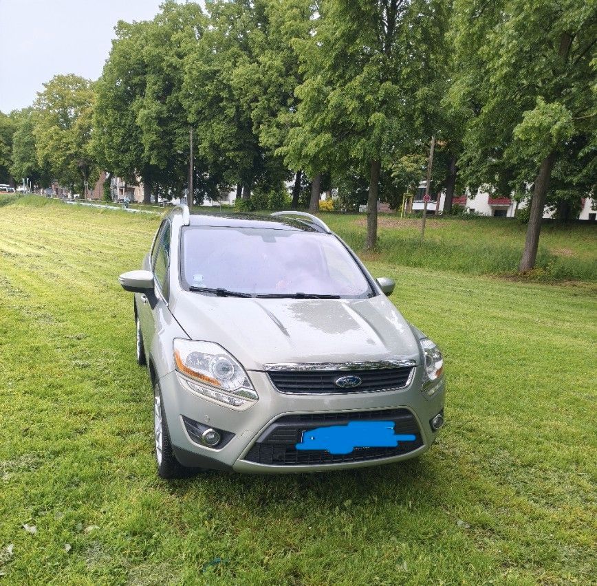Ford Kuga 2,0 TDCi 4x4 120kW Titanium Titanium