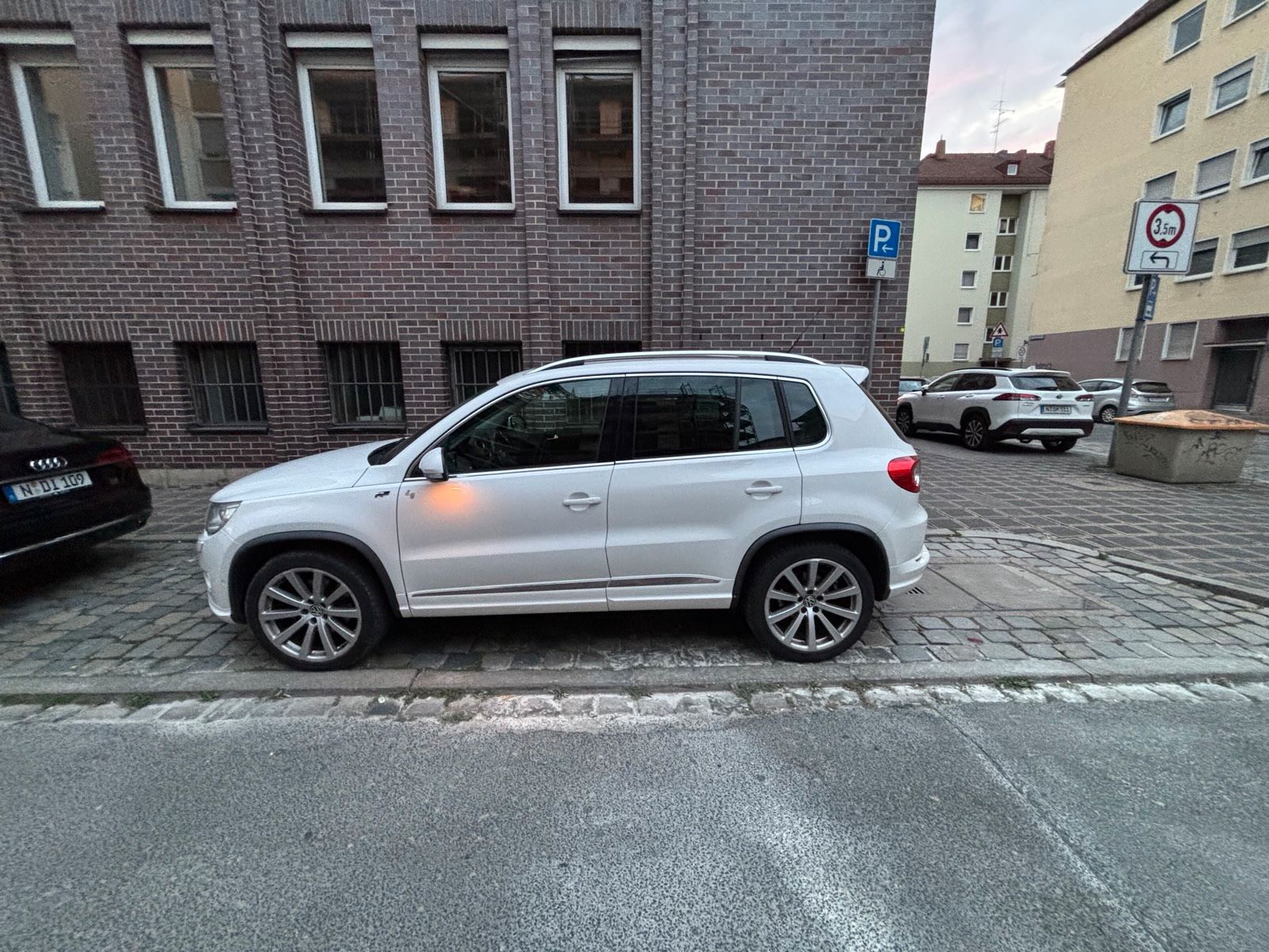 Tiguan 2010 2.0 fsi R-line