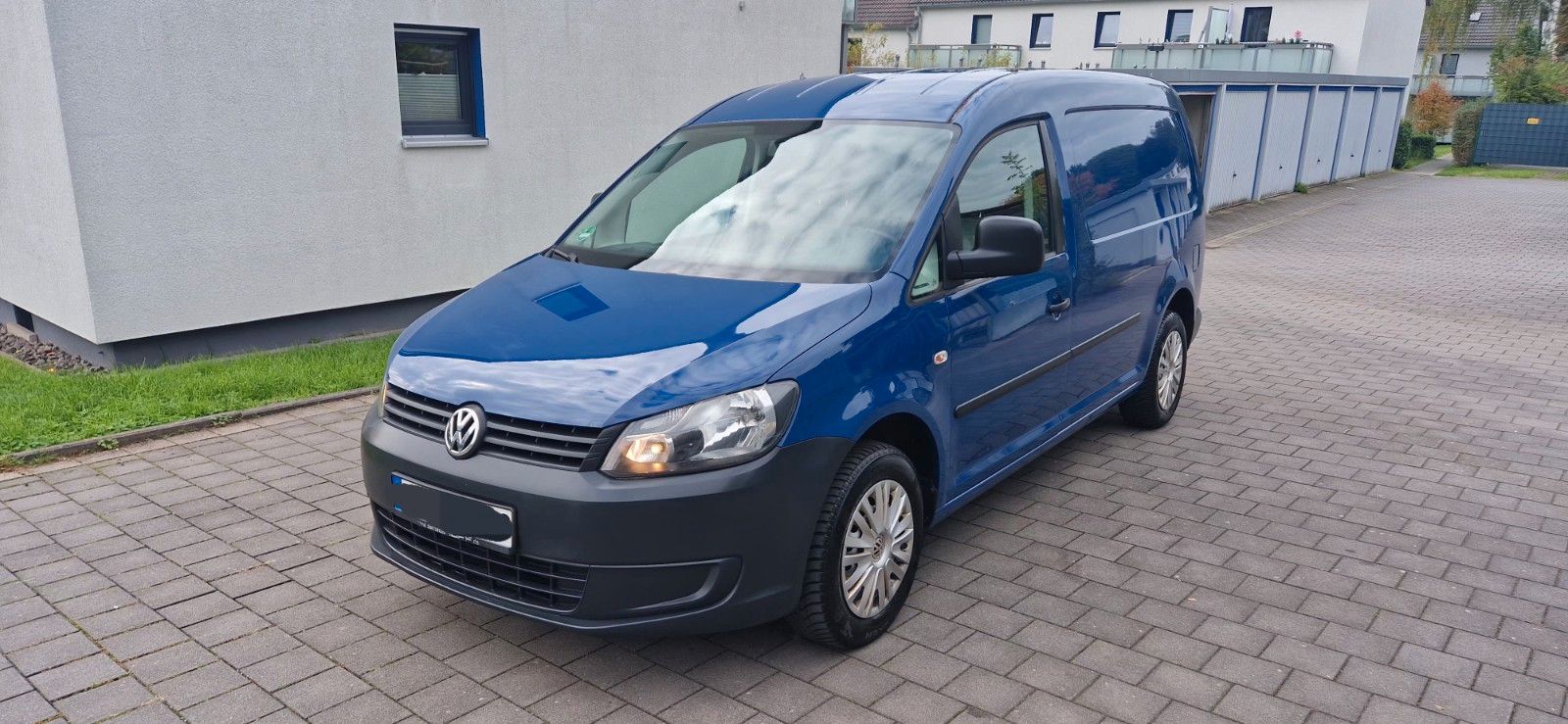 Volkswagen Caddy Maxi 2.0TDI Scheckheft Standheizung AHK