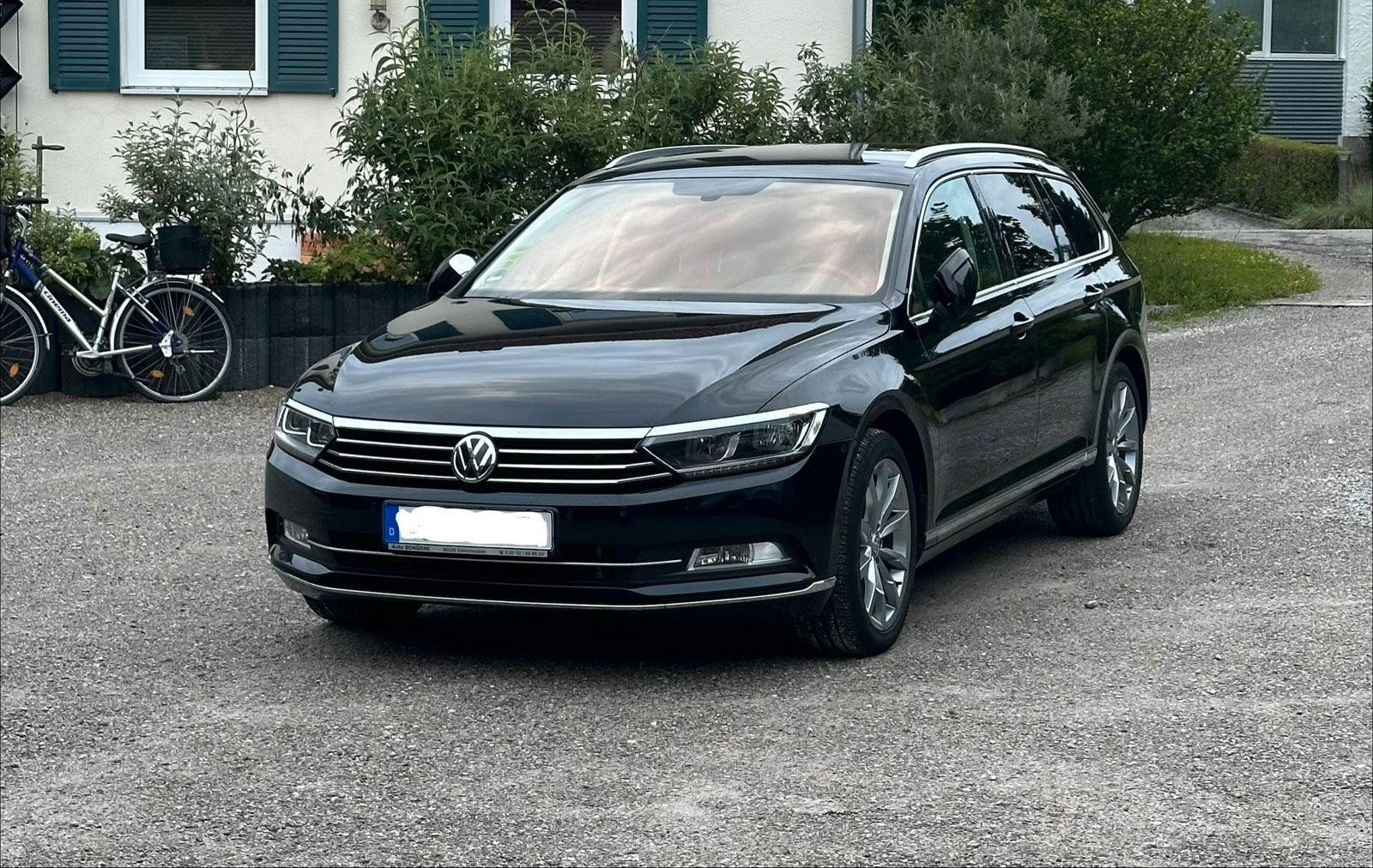 VW Passat Highline Variante 2.0 TDI Kombi, Schwarz, EZ 2018