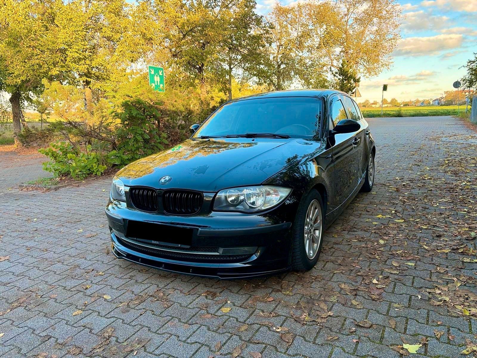 BMW 1er E87 ( 5 Tür & TÜV / Garagenauto )