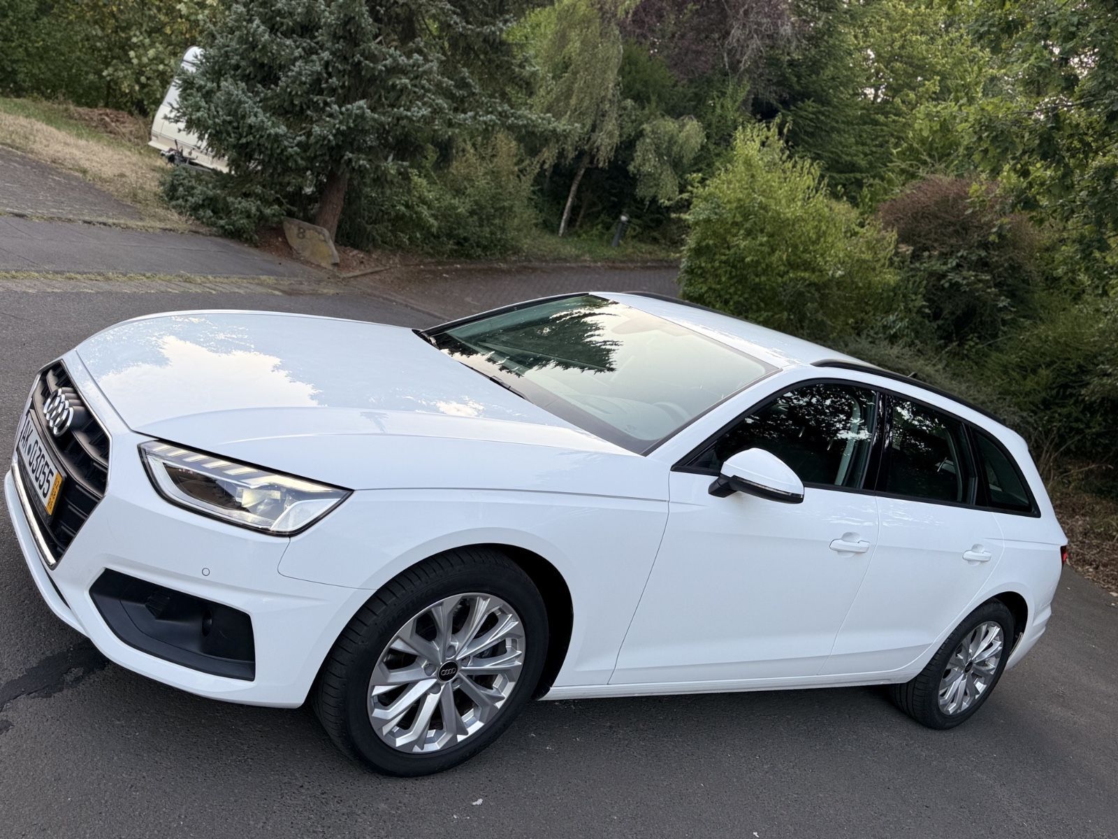 Audi Audi A4 Avant 35 TFSI Business Navi Head-up Kame