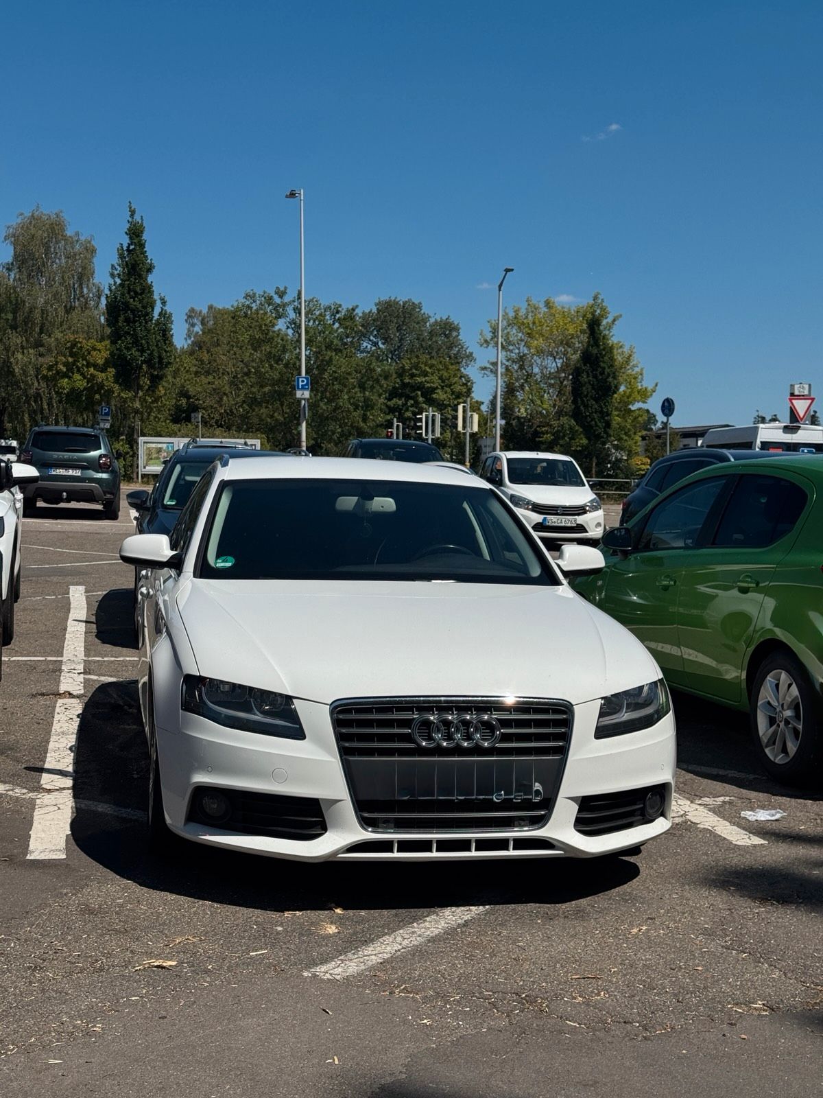 Audi A4 Avant Scheckheft gepflegt
