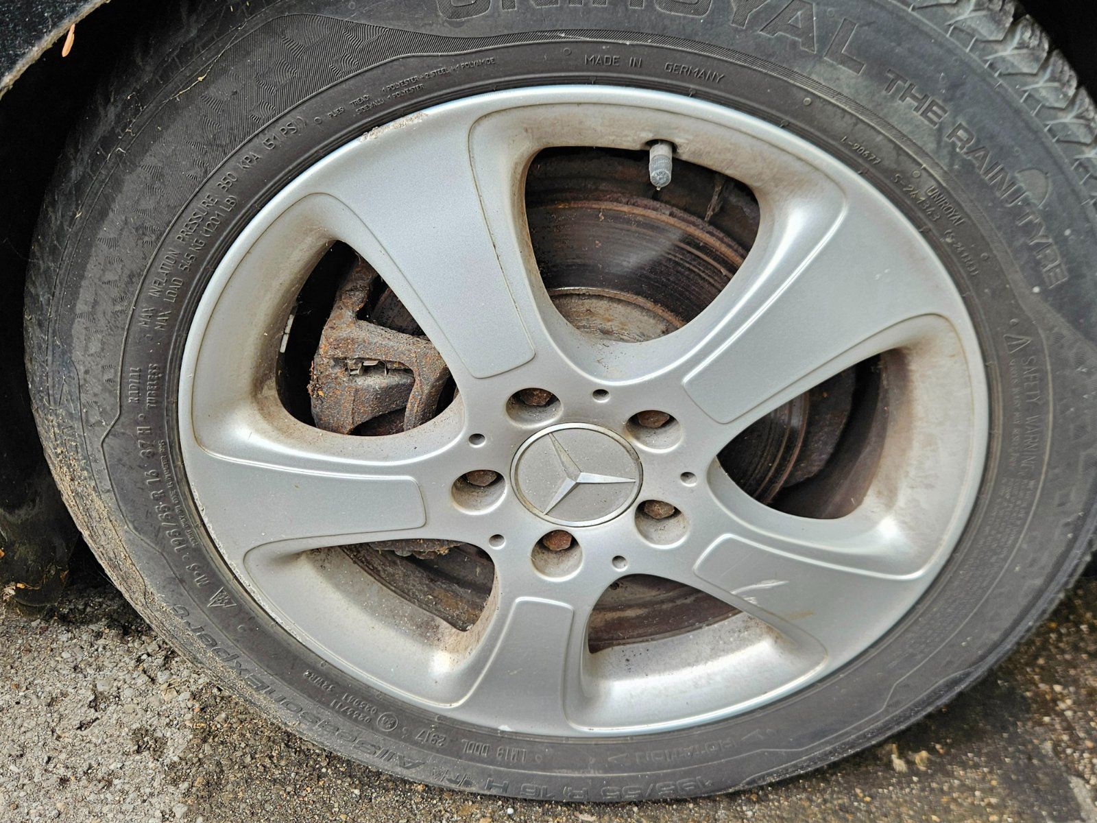 A-Klasse 180cdi mit zwei Alu-Sätzen
